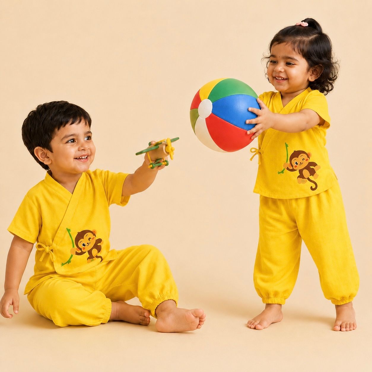 Yellow Monkey-Kimonos set