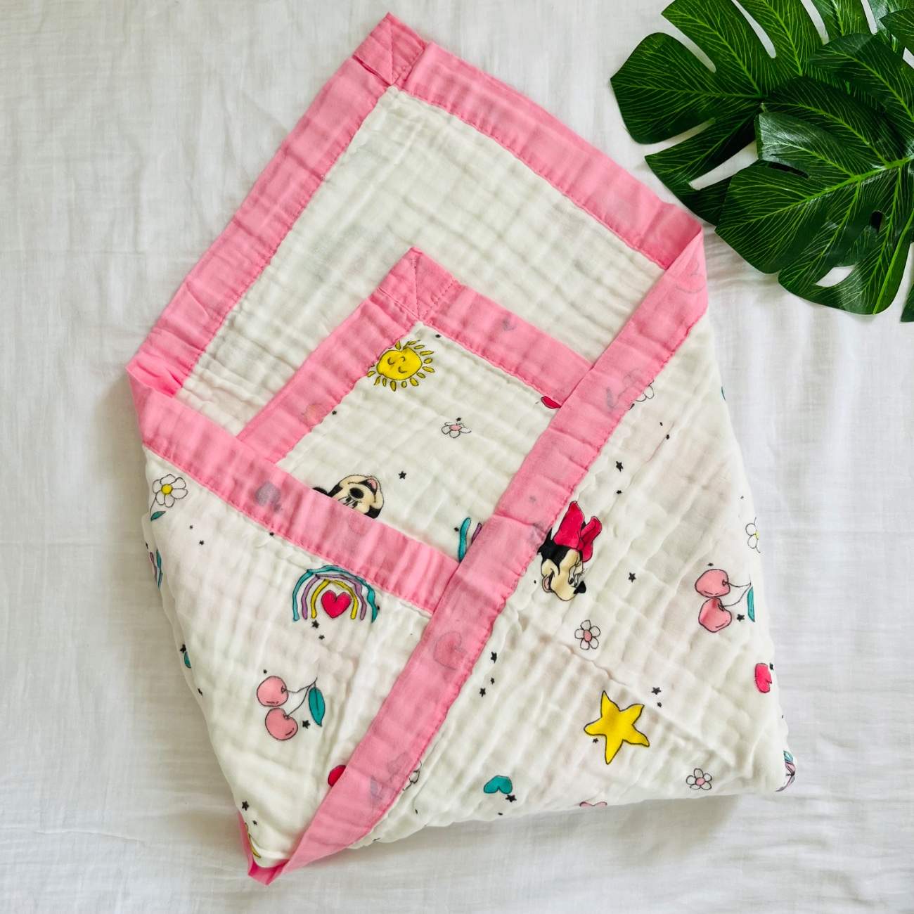 Minnie Mouse- 6 Layer Crinkle Muslin Baby Blanket - 110*110cm