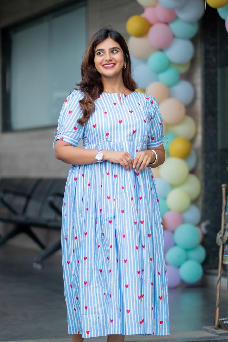 Heartstripes Dream blue striped maternity maxi dress with heart print