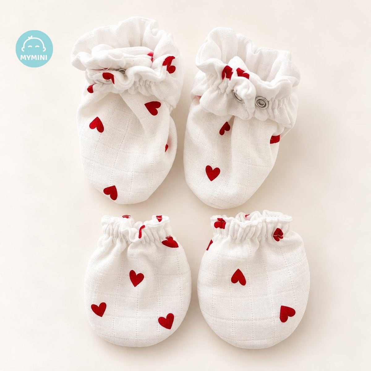 A snap hug -Booties & Mitten red heart