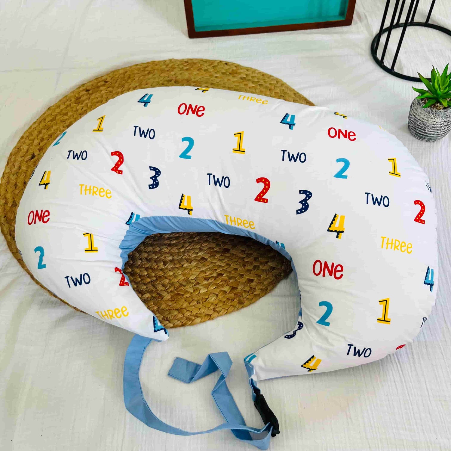 Feeding pillow- c type-numbers