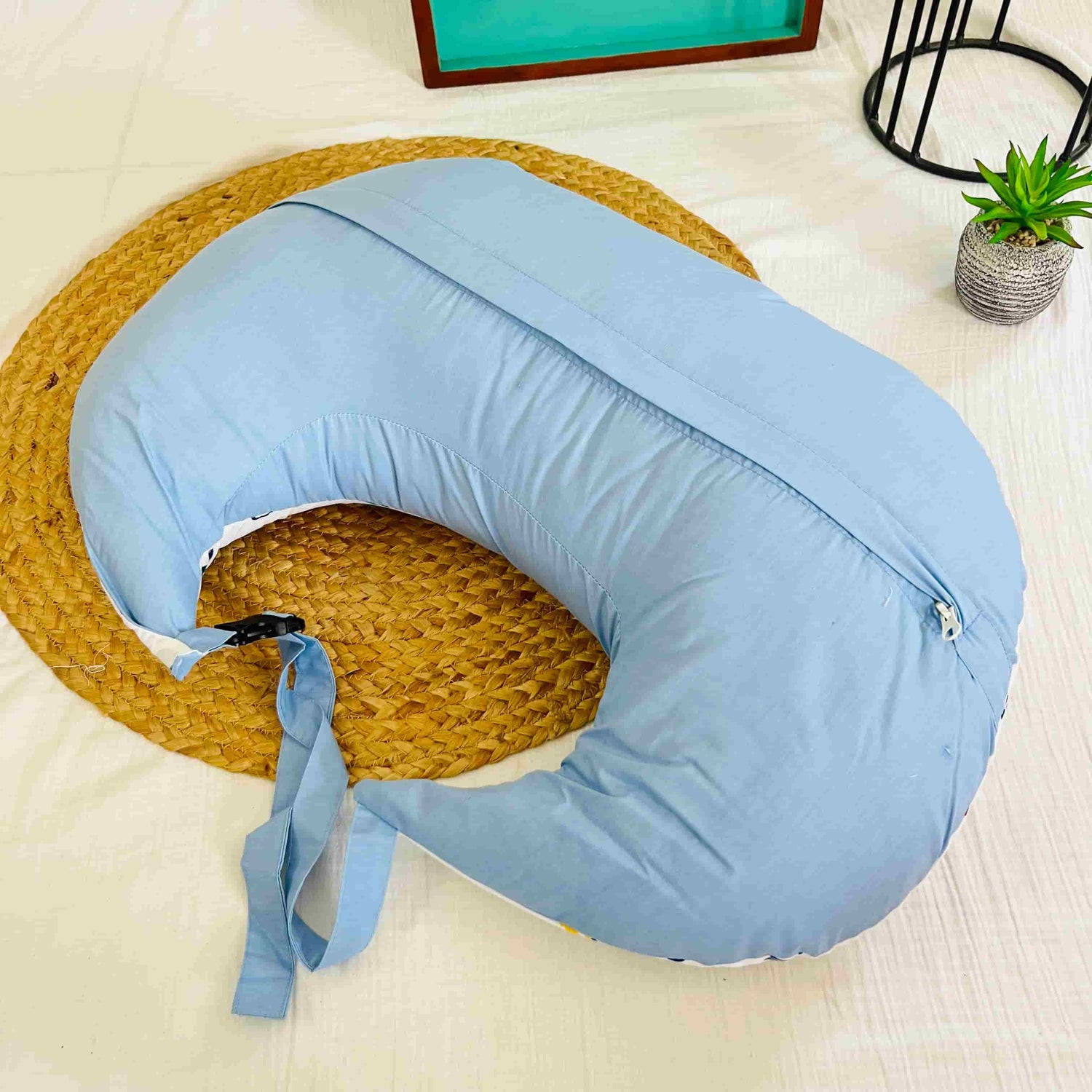 Feeding pillow- c type-Blue Dino