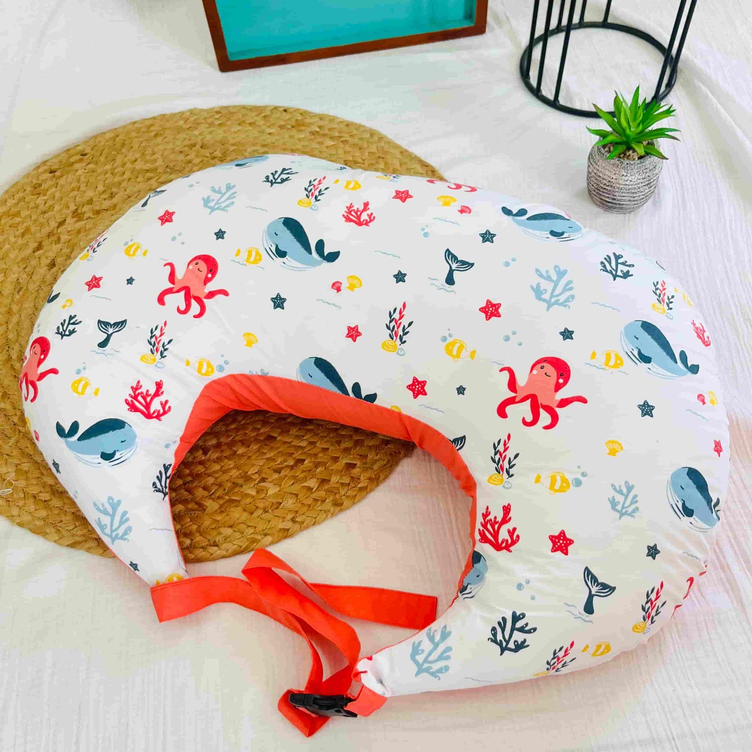 Feeding pillow- c type-sea animal