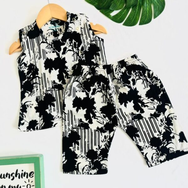 A Black and White Floral- Co-Ord Set Unisex