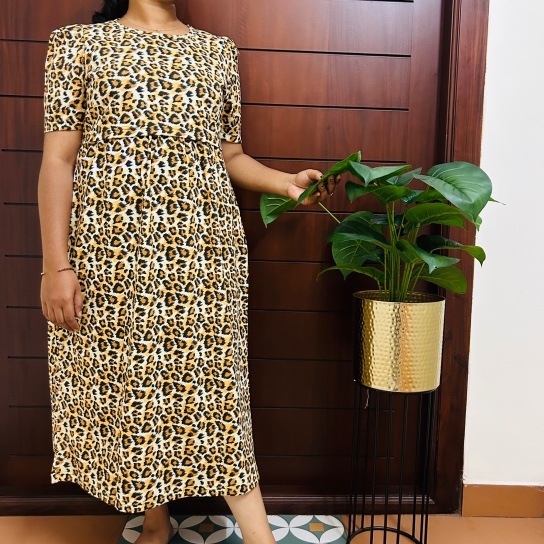 Paws - Maternity Wear