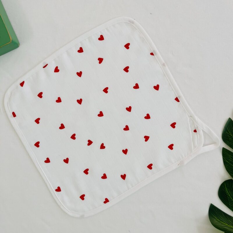Wash Cloth- Heart - Image 1