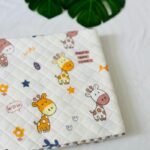 A Good Day Giraffe -2 layer Blanket 85*85cm - Image 2